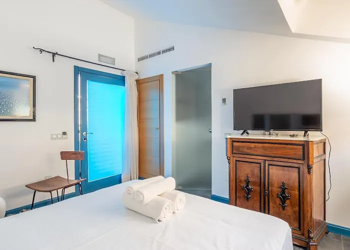 Albaicin Hotel *